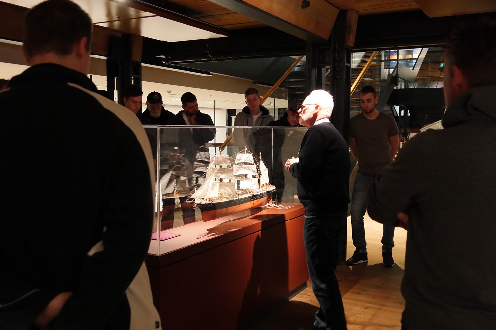 Barkassen Besuch Führung Internationales Maritimes Museum Hamburg