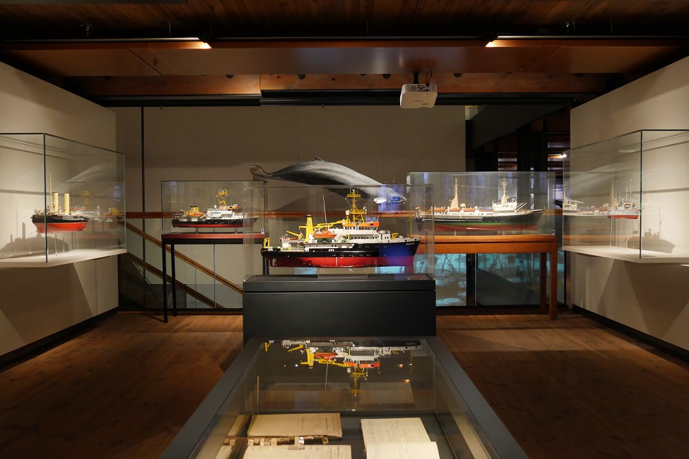 Internationales Maritimes Museum Hamburg Meeresforschung Ozeanografie Modell Schiff Schifffahrt Ausstellung DWD BSH maritime Dienste