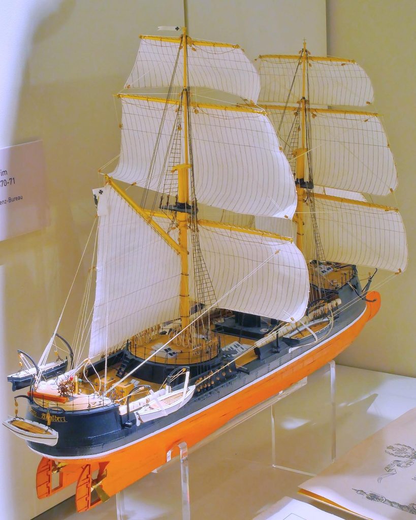 The Warship SMS Prinz Adalbert (1865-1878). This model of the Prinz Adalbert after the 1869 overhaul was built by Günther Seherr on a scale of 1:100. It is on display in our department on the history of modern navies on deck 5 of the museum.