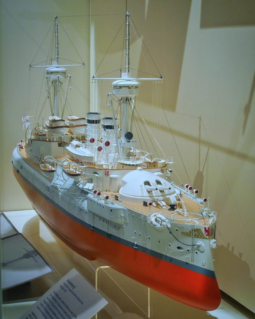 The battleship SMS Brandenburg (1891-1920). This amazing model was built by G. Seherr on a scale of 1:100 and is on display in our section dedicated to the history of modern navies on deck 5 of the museum. 