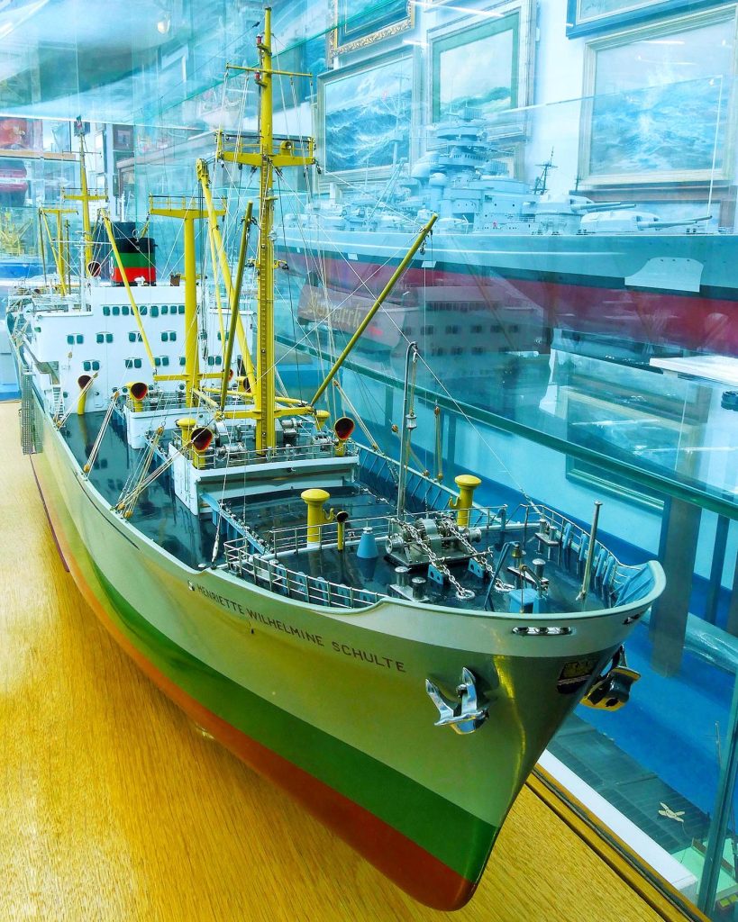 General Cargo Ship Henriette Wilhelmine Schulte. Her original 1:100 yard model, built by the Workshop of Christel Stührmann, is currently in the depot of the museum. Why so? Because the yard model of her sister, Ilse Schulte is on display on deck 6, in our section dedicated to the history of modern maritime logistics.