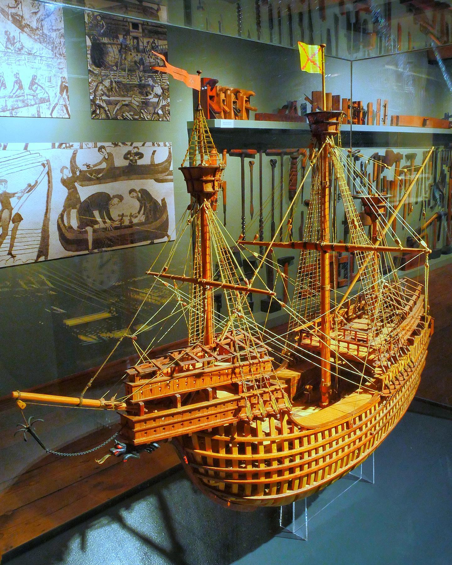 Carrack. This magnificent model of a carrack in an approximate scale of 1:50 is the work of Martin Koschwitz. The model was made using a 1468 woodcut attributed to the Flemish goldsmith Willem A. Cruce as building plans. It stands in our exhibition on the history of shipbuilding, which takes on the whole of deck 3 of the museum.