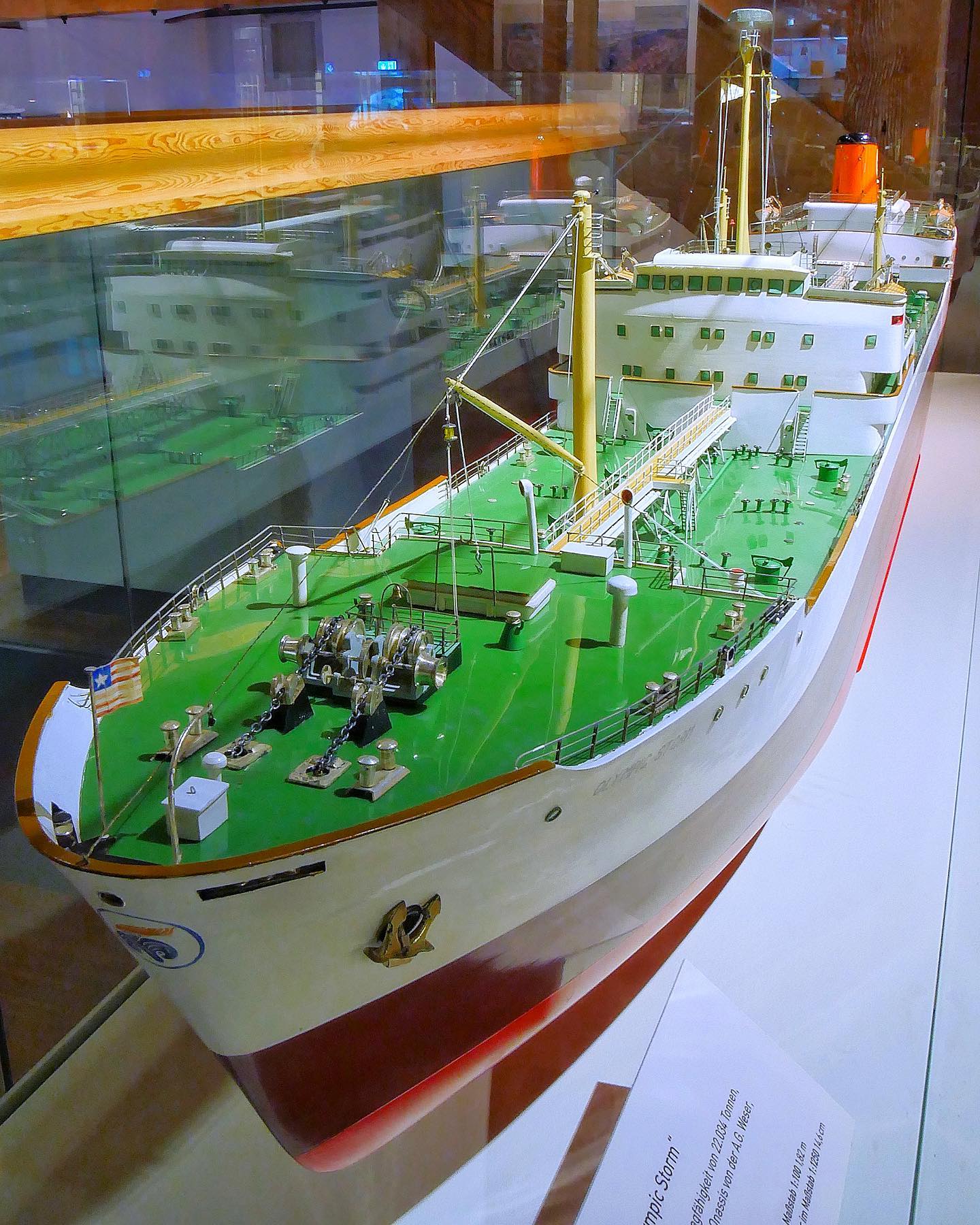 Tanker Olympic Storm. The magnificent shipyard model shown here was built by the Unterweser Modellbau workshop on a scale of 1:100. It is on display in our exhibition on deck 9 of the museum.