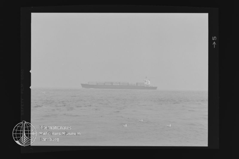 Atlantic Swan ex Black Swan (1969), Containershiff, Reederei Gerhard Schepers, Hamburg, Bau-Nr. 333