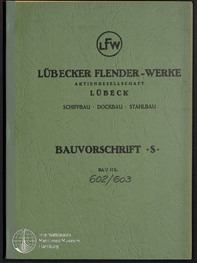Grün strukturierter Deckel eines technischen Hefts mit rundem LFW-Logo oben, der Aufschrift 