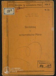 Orangefarbener Umschlag eines Hefts mit dem Titel „Sinnbilder für schematische Pläne“, handschriftlichen Notizen, Stempeln und einem Aufkleber mit Nummer; oben rechts die Kennzeichnung „KM 5“ und Datum „April 1939“, unten links das Logo des Internationalen Maritimen Museums Hamburg.
