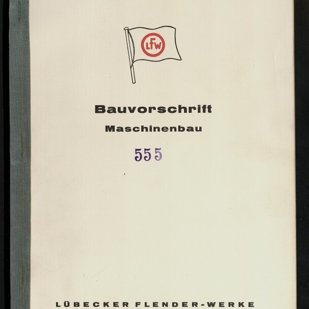 Cover einer cremefarbenen technischen Broschüre mit schwarzem Leinenrücken, Flaggenlogo mit rotem 