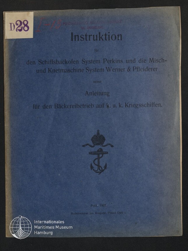 Blaue Titelseite einer Instruktion von 1907 für den Schiffsbackofen System Perkins und die Misch‑ und Knetmaschine System Werner & Pfleiderer, mit Anker‑und Kronen‑Emblem in der Mitte, einem Etikett 