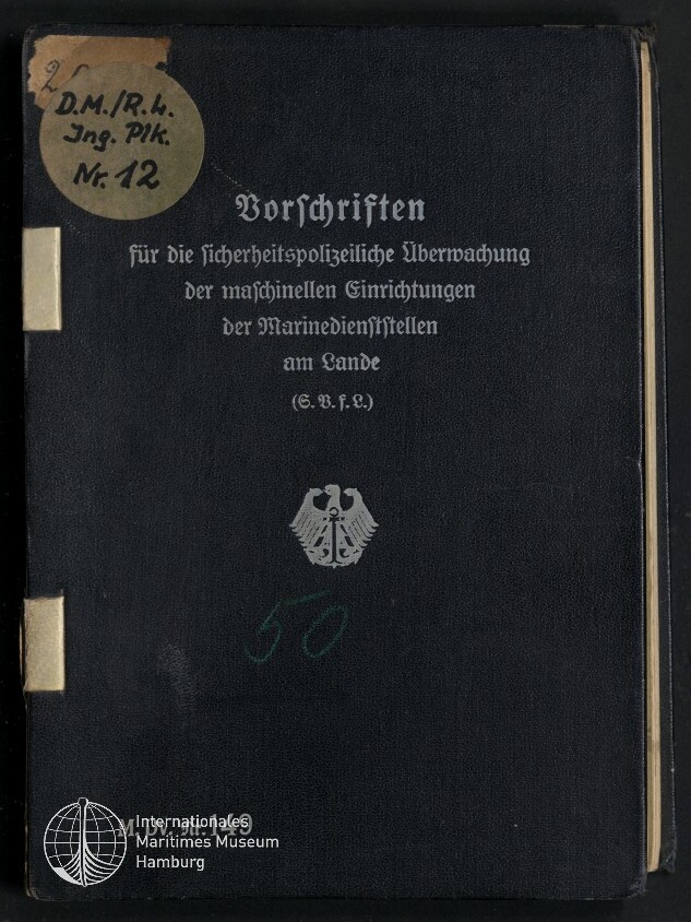 Schwarz bezogenes Buchcover mit silberner Frakturschrift: 