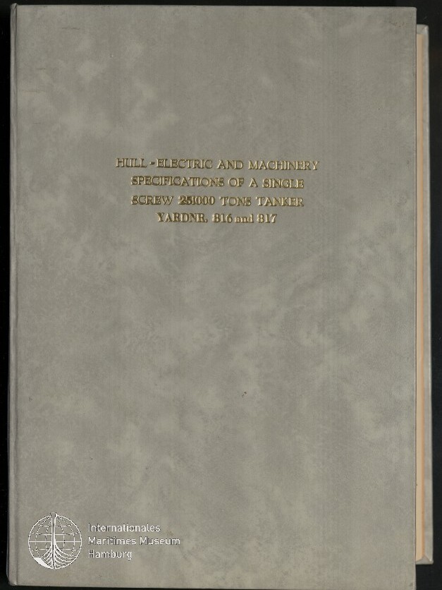 Grau-matter Buchcover mit goldgeprägtem englischen Titel in der Mitte und dem Logo sowie Schriftzug des Internationalen Maritimen Museums Hamburg unten links.