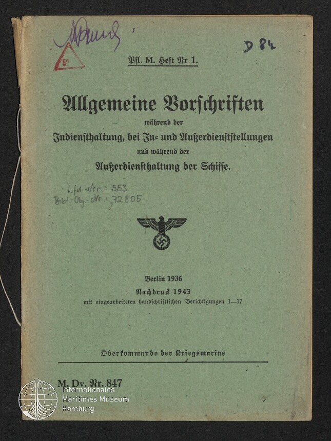 Titelseite eines hellgrünen, fadengehefteten Hefts mit schwarzer Frakturschrift 