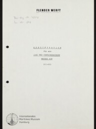 Blatt mit Briefkopf ‚FLENDER WERFT Aktiengesellschaft‘ oben, mittig der getippte Titel ‚SPEZIFIKATION für ein 1190 TEU CONTAINERSCHIFF NEUBAU 638 011-011‘, handschriftliche Bleistiftnotizen oben links, zwei Lochungen am linken Rand und unten links das Logo sowie die Aufschrift ‚Internationales Maritimes Museum Hamburg‘.