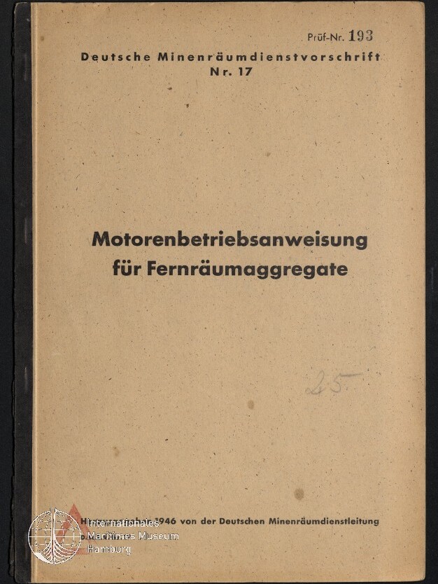 Beige, leicht gesprenkeltes Heft mit schwarzem Buchrücken und großem, zentriertem Titel 