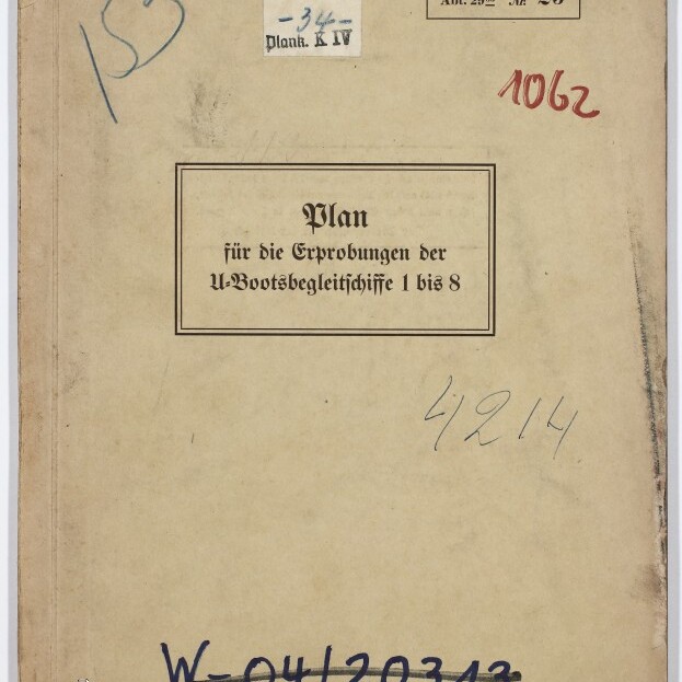Verblasstes beige Dokumentenumschlag mit eingerahmtem Titel 