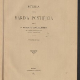 Titelseite eines alten Buchs auf vergilbtem Papier mit der zentrierten Überschrift „STORIA DELLA MARINA PONTIFICIA“, dem Autorennamen P. Alberto Guglielmotti, dem Vermerk „VOLUME NONO“, dem Druckort und Jahr „ROMA TIPOGRAFIA VATICANA 1893“, einem ornamentalen Schmuckmotiv in der Mitte sowie einem Museumssiegel „Internationales Maritimes Museum Hamburg“ unten links.