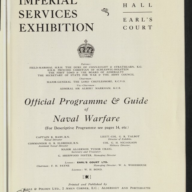 Titelseite eines Programmhefts der Imperial Services Exhibition in Empress Hall, Earl's Court, mit großem Titel oben, einer königlichen Krone als Emblem in der Mitte, dem Schriftzug 