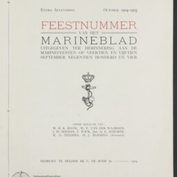Titelblatt der Ausgabe Feestnummer van het Marineblad mit rot-schwarzer Typografie, gekröntem Ankeremblem und 1904–05