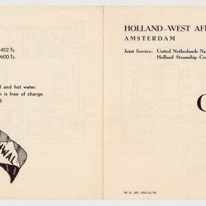 Titelseite eines Vintage-Flyers der Holland‑West Afrika Lijn, Cabinplan für s.s. Amstelkerk und Maaskerk mit Logos.