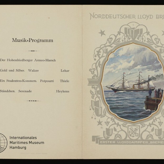 Musikprogramm mit Liedliste links und rechts Gemälde eines Segelschiffs am Kai, Titel Nordd. Lloyd Bremen